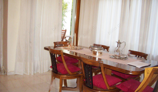 Τραπεζαρία - Dining room